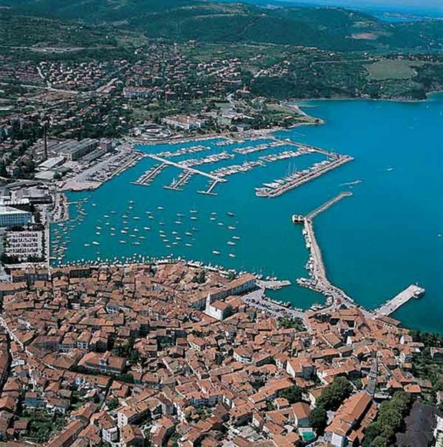 Vila Magenta Izola Esterno foto